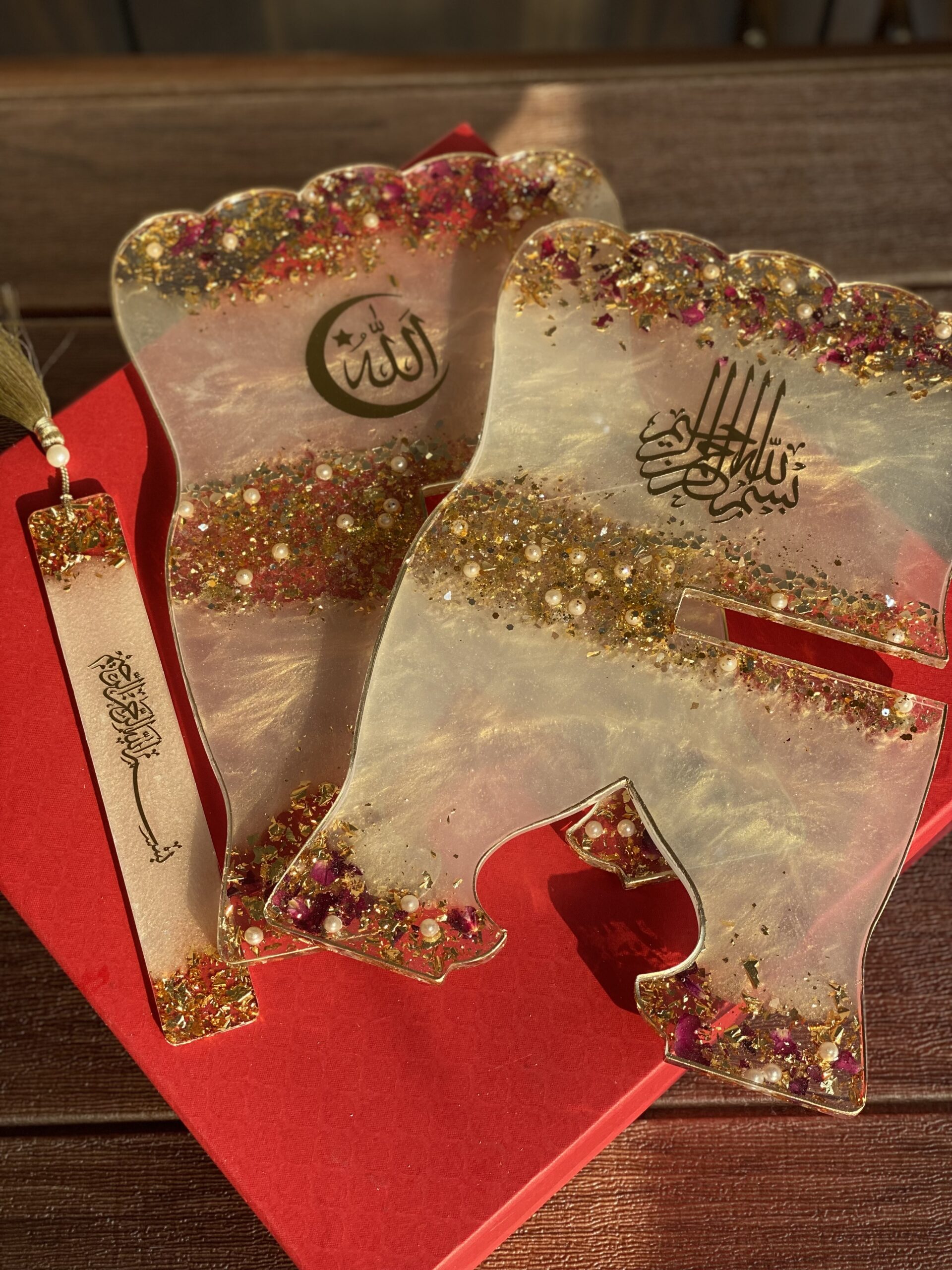 Gold with Rose petals - Image 2